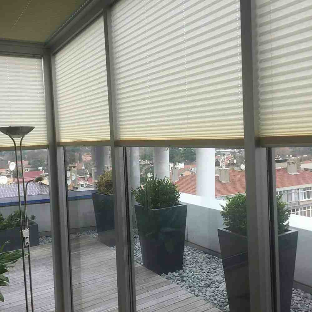 Pileli Cam Balkon Perdesi Örnek Uygulama - 1